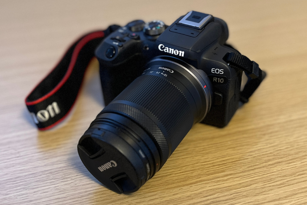 ミラーレス一眼カメラ